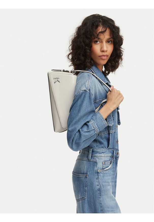 Karl Lagerfeld Jeans Torebka B2W30130 Biały. Kolor: biały. Materiał: skórzane