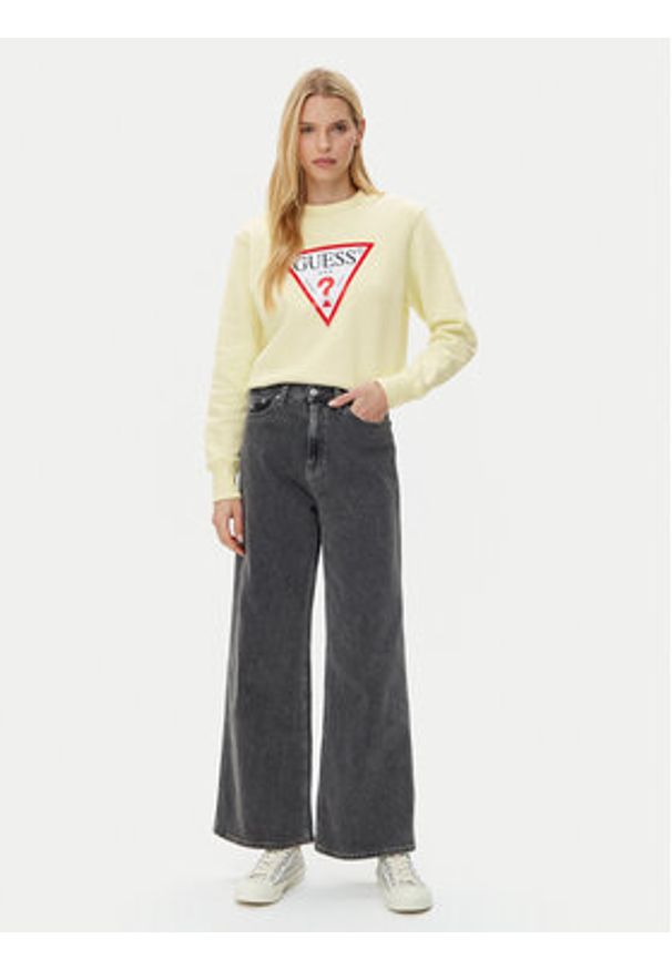 Guess Bluza W2YQ16 KBA11 Żółty Regular Fit. Kolor: żółty. Materiał: bawełna