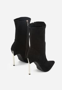 Born2be - Czarne Botki na Szpilce z Metaliczną Ozdobą Zotila. Okazja: na co dzień. Kolor: czarny. Materiał: jeans. Wzór: aplikacja. Obcas: na szpilce. Styl: elegancki, wizytowy, klasyczny, casual #7
