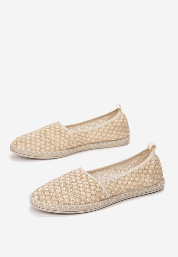 Born2be - Beżowe Espadryle Adralodia. Zapięcie: bez zapięcia. Kolor: beżowy. Materiał: jeans, koronka, materiał. Szerokość cholewki: normalna. Wzór: kwiaty. Sezon: lato. Obcas: na płaskiej podeszwie