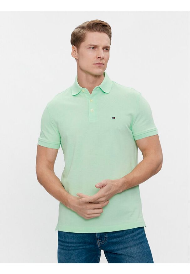 TOMMY HILFIGER - Tommy Hilfiger Polo 1985 MW0MW17771 Zielony Slim Fit. Typ kołnierza: polo. Kolor: zielony. Materiał: bawełna