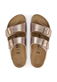 Birkenstock - Klapki damskie BIRKENSTOCK ARIZONA BF COPPER. Okazja: na co dzień. Kolor: brązowy. Materiał: materiał. Wzór: paski. Sezon: lato. Styl: klasyczny, elegancki, casual #3