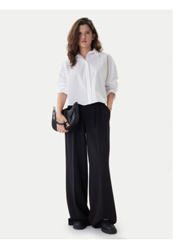 Calvin Klein Jeans Koszula LV047C141G Biały Boxy Fit. Kolor: biały. Materiał: bawełna