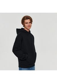 House - Czarna bluza z kapturem - Czarny. Typ kołnierza: kaptur. Kolor: czarny