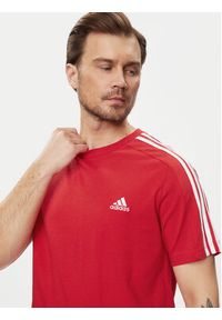 Adidas - adidas T-Shirt Essentials Single Jersey 3-Stripes T-Shirt IC9339 Czerwony Regular Fit. Kolor: czerwony. Materiał: bawełna