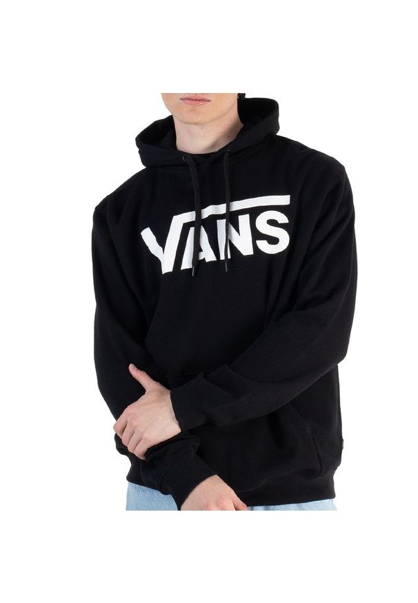Bluza Vans Classic Pullover VN000HNXBLK1 - czarna. Kolor: czarny. Materiał: bawełna. Wzór: aplikacja. Styl: sportowy, klasyczny