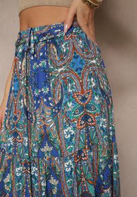 Renee - Niebieska Spódnica z Wiskozy Ozdobiona Motywem Paisley Ellivae. Okazja: na co dzień. Kolor: niebieski. Materiał: wiskoza. Wzór: paisley, aplikacja. Styl: elegancki, casual #5