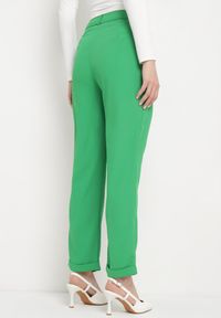 Born2be - Zielone Spodnie o Klasycznym Fasonie z Podwiniętymi Nogawkami z Ukrytym Suwakiem Wilelma. Kolor: zielony. Sezon: wiosna. Styl: klasyczny #3