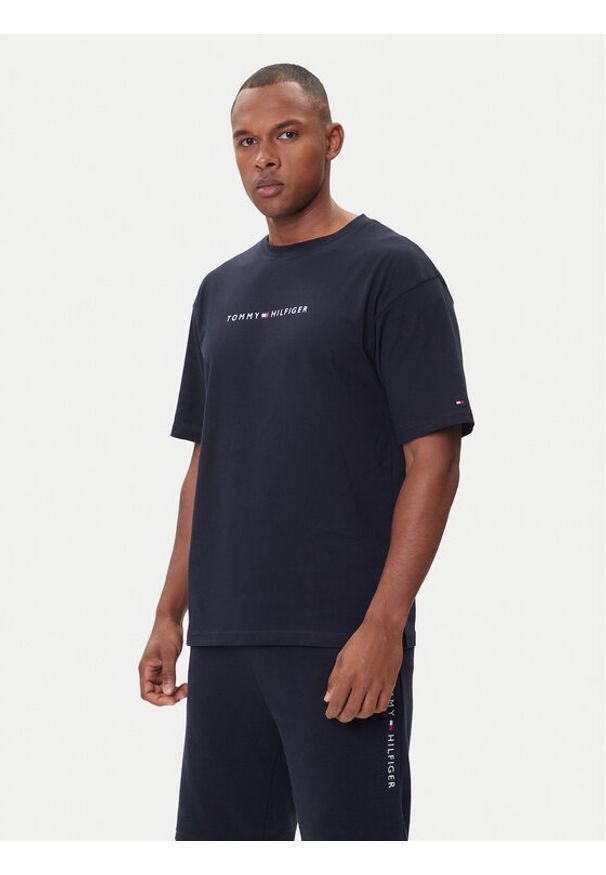 TOMMY HILFIGER - Tommy Hilfiger T-Shirt UM0UM03685 Granatowy Regular Fit. Kolor: niebieski. Materiał: bawełna