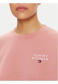 TOMMY HILFIGER - Tommy Hilfiger Bluza UW0UW04521 Różowy Regular Fit. Kolor: różowy. Materiał: syntetyk #5