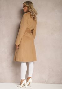 Renee - Brązowy Gładki Płaszcz z Materiałowym Paskiem i Zapięciem na Napy Arkella. Kolor: brązowy. Materiał: materiał. Wzór: gładki. Sezon: jesień, wiosna #3