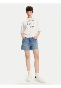 Calvin Klein Jeans Szorty jeansowe J20J225159 Niebieski Mom Fit. Kolor: niebieski. Materiał: bawełna