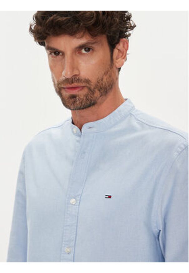 Tommy Jeans Koszula Essential DM0DM21690 Błękitny Regular Fit. Kolor: niebieski. Materiał: bawełna