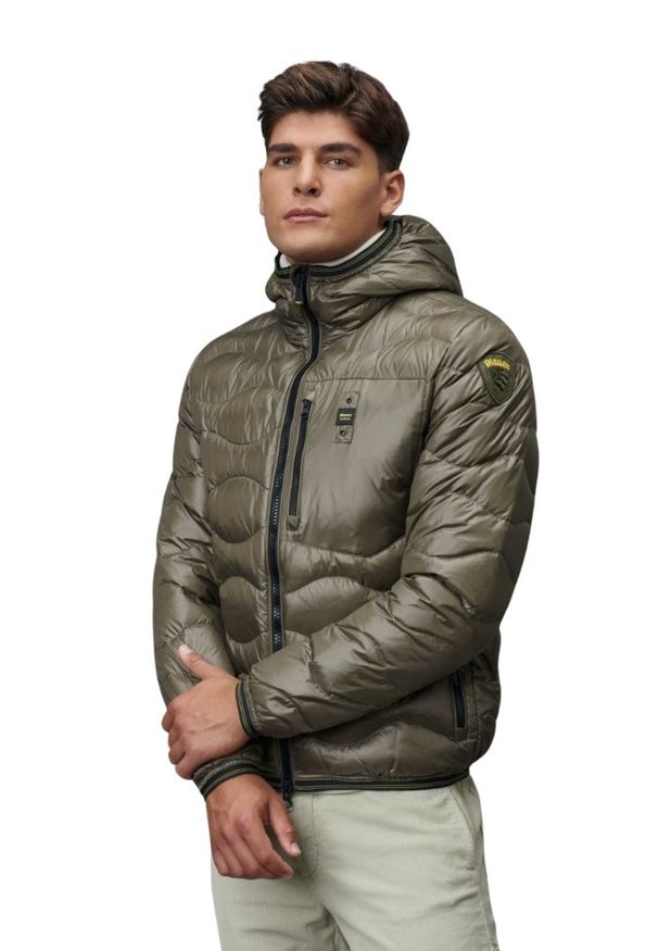 Blauer USA - BLAUER Zielona męska kurtka Wave Short Jackets. Okazja: na co dzień. Kolor: czarny. Materiał: poliamid. Styl: casual