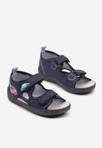 Born2be - Granatowe Sandały ze Skórzaną Wkładką i Zapięciem na Rzep z Naszywkami Kolamira. Okazja: na imprezę, na co dzień, na spacer, na uczelnię. Zapięcie: rzepy. Kolor: niebieski. Materiał: skóra. Wzór: aplikacja. Sezon: lato. Styl: casual, elegancki #3