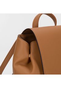 Wittchen - Damski plecak z bocznymi kieszeniami. Materiał: skóra ekologiczna. Wzór: paski, geometria, aplikacja. Styl: casual, elegancki #2