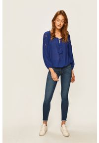 Pepe Jeans - Jeansy Pixie. Kolor: niebieski. Materiał: bawełna, materiał, denim, elastan, poliester #4