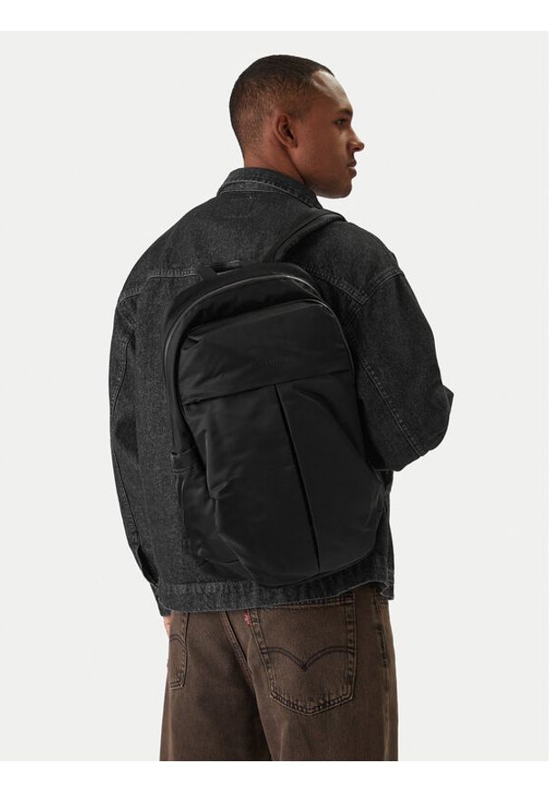 Premiata Plecak Wonder Var 2125 Czarny. Kolor: czarny. Materiał: materiał