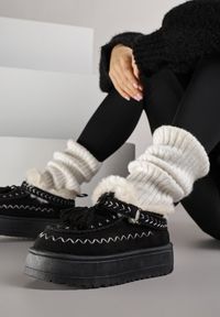 Born2be - Czarne Śniegowce na Grubej Podeszwie z Frędzlami i Haftem Linodis. Okazja: na spacer, na co dzień. Kolor: czarny. Materiał: jeans. Wzór: haft. Sezon: jesień. Styl: casual #1