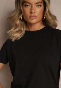 Renee - Czarny Bawełniany T-shirt o Kroju Oversize Zilona. Okazja: na co dzień. Kolor: czarny. Materiał: bawełna. Styl: sportowy, klasyczny, casual #3