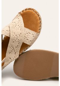 ANSWEAR - Answear - Sandały Best Shoes. Kolor: beżowy. Materiał: syntetyk, materiał, guma. Obcas: na platformie. Wysokość obcasa: bez obcasa #2