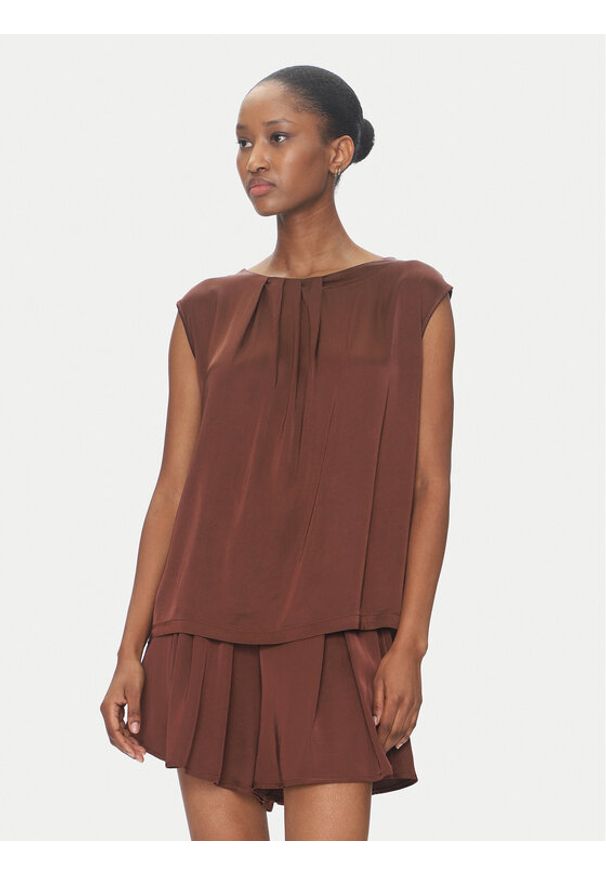 ViCOLO Bluzka TD0763 Brązowy Regular Fit. Kolor: brązowy. Materiał: syntetyk