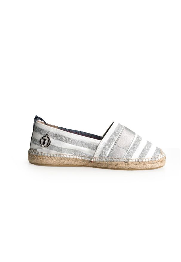 Trussardi Jeans Espadryle | 79A90602 | Kobieta | Srebrny. Nosek buta: okrągły. Kolor: srebrny. Materiał: skóra, tkanina. Wzór: aplikacja
