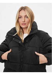 only - ONLY Kurtka zimowa 15294315 Czarny Regular Fit. Kolor: czarny. Materiał: syntetyk. Sezon: zima #3