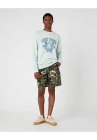 Wrangler - WRANGLER VARSITY MĘSKA BLUZA KLASYCZNA LOGO NADRUK CREW SURF W6G9I3X6U 112331912. Wzór: nadruk. Styl: klasyczny