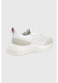 Calvin Klein buty kolor biały. Nosek buta: okrągły. Zapięcie: sznurówki. Kolor: biały. Materiał: guma, skóra. Obcas: na platformie
