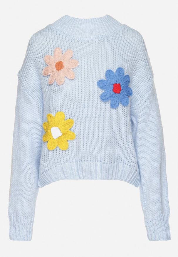 Born2be - Jasnoniebieski Sweter z Wiskozą Ozdobiony Kwiatami 3D Alabine. Okazja: na co dzień, na spacer. Kolor: niebieski. Materiał: wiskoza. Wzór: aplikacja, kwiaty. Styl: casual