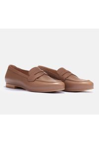 Marco Shoes Loafersy ze skórzaną ozdobą beżowy. Kolor: beżowy. Materiał: skóra. Wzór: aplikacja #4