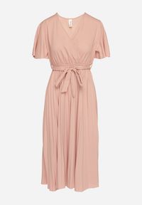 Born2be - Różowa Sukienka Plisowana z Dekoltem w V z Paskiem w Talii Zolseki. Okazja: na co dzień. Kolor: różowy. Styl: casual, klasyczny #5