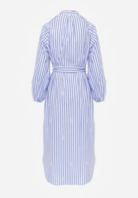 Born2be - Niebieska Pudełkowa Sukienka z Bawełny Zdobiona Haftem i Wiązanym Paskiem Nahssa. Okazja: na co dzień. Kolor: niebieski. Materiał: bawełna. Wzór: aplikacja, haft. Typ sukienki: proste. Styl: casual, klasyczny #5