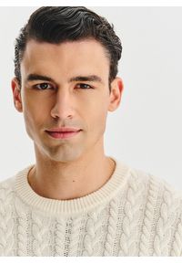 Pako Lorente - PAKO LORENTE - Beżowy sweter męski z kaszmirem. Kolor: beżowy. Materiał: kaszmir. Wzór: ze splotem. Sezon: jesień #8