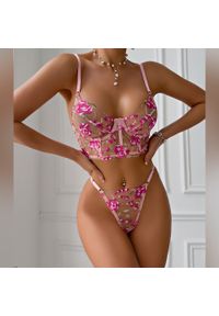 Intica - Komplet bielizny z kwiatowym haftem i koronkowym wykończeniem Keziban. Kolor: różowy. Materiał: koronka. Wzór: kwiaty, haft #9