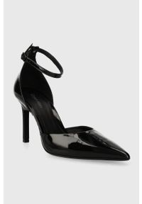 Calvin Klein szpilki skórzane GEO STIL PUMP W ANKL STRP 90-PAT kolor czarny HW0HW01826. Zapięcie: klamry. Kolor: czarny. Materiał: skóra. Obcas: na szpilce. Wysokość obcasa: średni #4