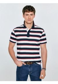 Big-Star - Koszulka męska polo w paski granatowo-biała Seulis 100. Okazja: na co dzień. Typ kołnierza: polo. Kolor: biały. Materiał: dzianina, bawełna, żakard. Wzór: paski. Styl: casual, elegancki, sportowy, klasyczny #1