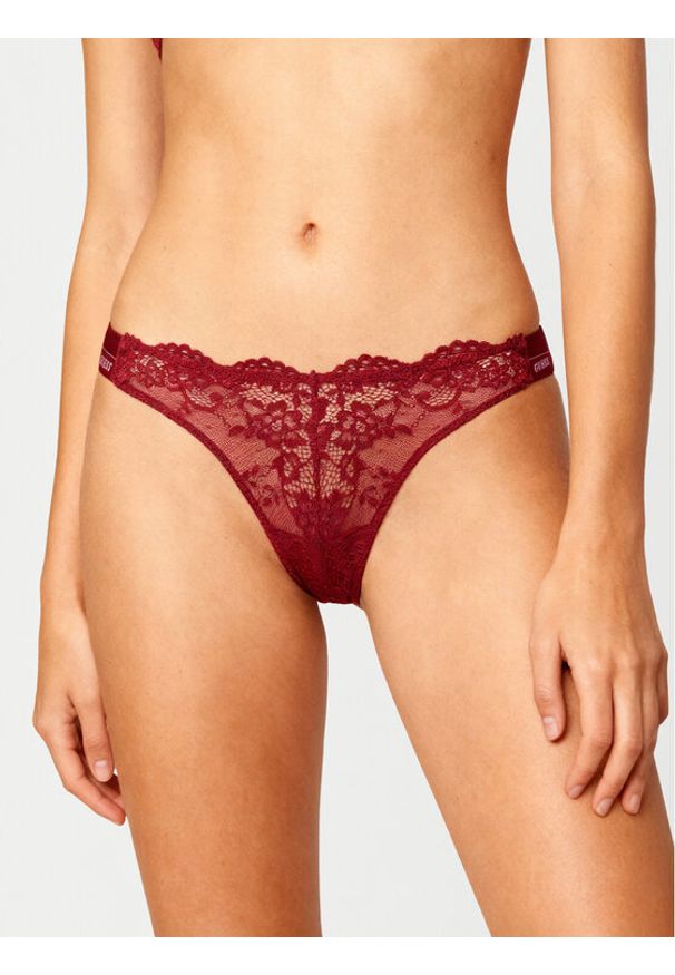 Guess Stringi O4YE01 PZ01C Czerwony. Kolor: czerwony. Materiał: syntetyk