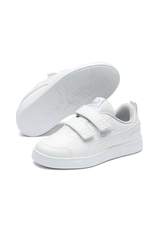 Buty do chodzenia dla dzieci Puma Courtflex V2 V PS. Zapięcie: rzepy. Kolor: fioletowy, szary, biały, wielokolorowy. Materiał: guma, syntetyk, tkanina, materiał. Szerokość cholewki: normalna. Sport: turystyka piesza