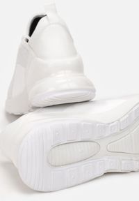 Born2be - Białe Buty Sportowe z Ozdobnym Sznurowaniem Anuna. Zapięcie: bez zapięcia. Kolor: biały. Materiał: materiał