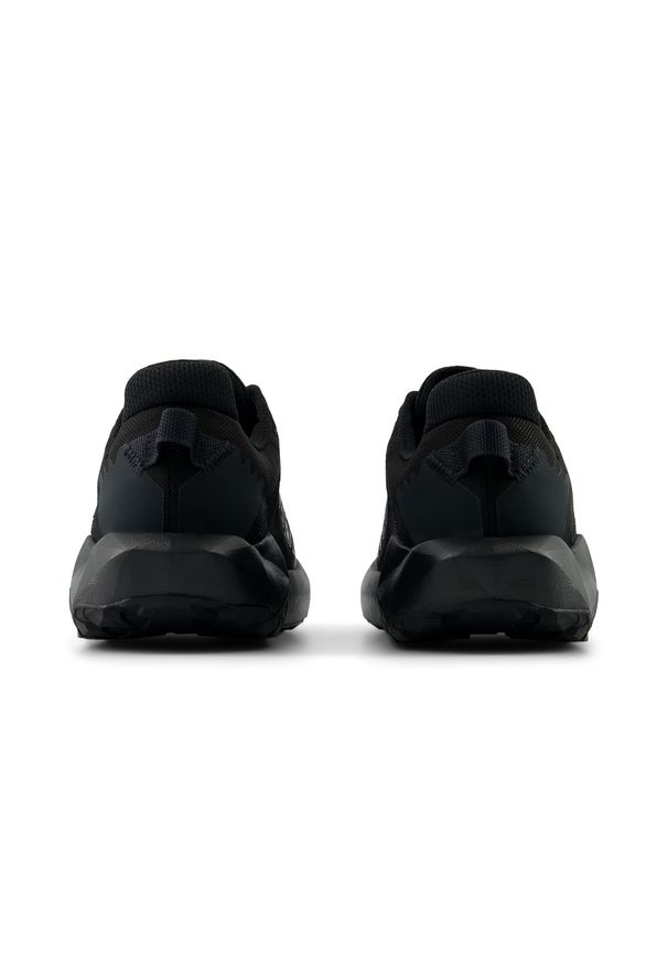 Buty męskie New Balance DynaSoft Nitrel v6 Gore-Tex MTNTRGB6 – czarne. Kolor: czarny. Materiał: syntetyk, materiał. Szerokość cholewki: normalna. Technologia: Gore-Tex. Sport: bieganie, fitness