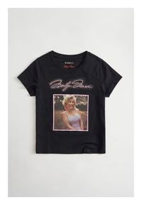 Guess T-Shirt W6BI51 K6658 Czarny Regular Fit. Kolor: czarny. Materiał: bawełna #1