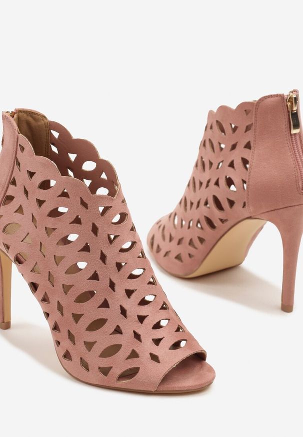 Renee - Różowe Ażurowe Sandały Botki Vices na Szpilce Natessae. Okazja: na co dzień. Kolor: różowy. Wzór: ażurowy. Obcas: na szpilce. Styl: casual, elegancki