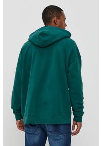 Levi's® - Levi's Bluza bawełniana męska kolor zielony z kapturem z aplikacją. Okazja: na spotkanie biznesowe. Typ kołnierza: kaptur. Kolor: zielony. Materiał: bawełna. Wzór: aplikacja. Styl: biznesowy