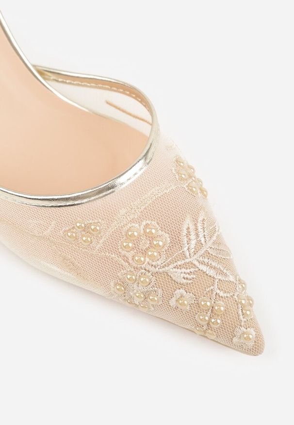 Born2be - Złote Sandały na Szpilce z Koronką Caskstar. Kolor: złoty. Materiał: koronka. Wzór: koronka. Obcas: na szpilce. Styl: elegancki, klasyczny