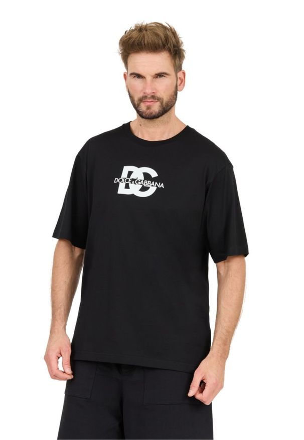 Dolce and Gabbana - DOLCE & GABBANA Czarny t-shirt z dużym logo. Kolor: czarny