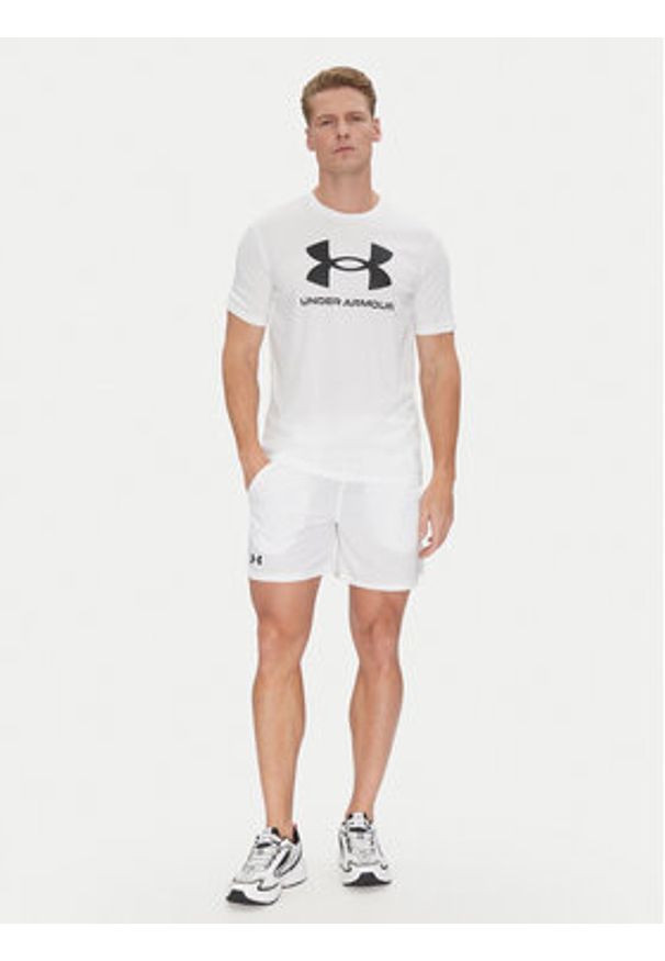Under Armour Szorty sportowe Vanish Woven 6in 1373718 Biały Regular Fit. Kolor: biały. Materiał: syntetyk