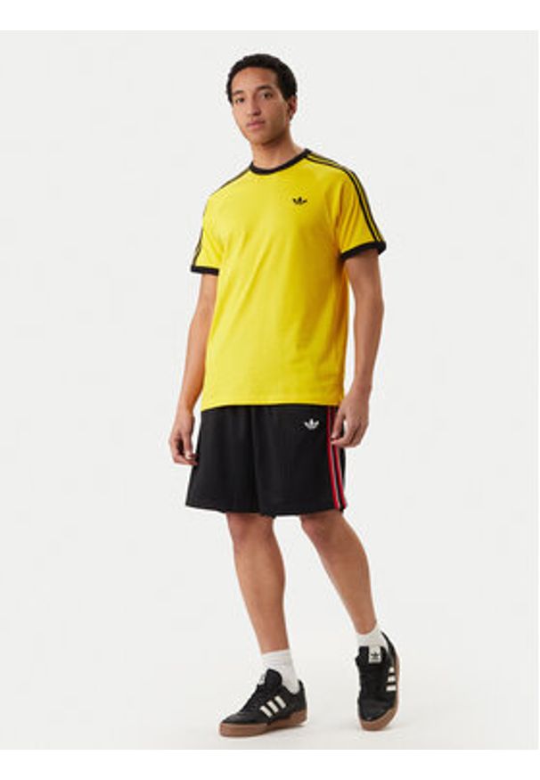 Adidas - adidas Szorty sportowe Firebird Engineered Stripes KS5505 Czarny Regular Fit. Kolor: czarny. Materiał: syntetyk. Styl: sportowy