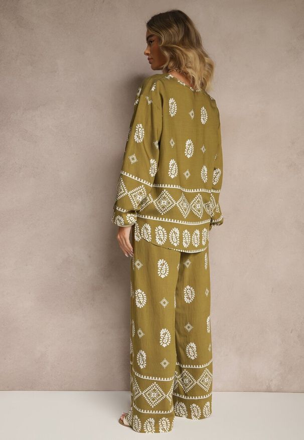 Renee - Ciemnozielony Komplet w Stylu Etno Spodnie z Gumką w Pasie i Bluzka Oversize Eviralyn. Kolor: zielony